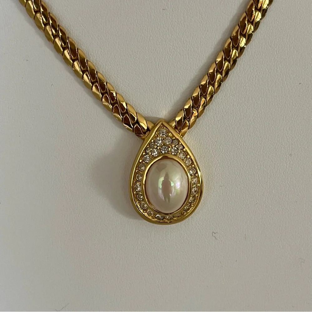 Christian Dior Necklace Gold Plate Pearl Oval Crystals Teardrop Designer Vintage - Picture 12 of 17
